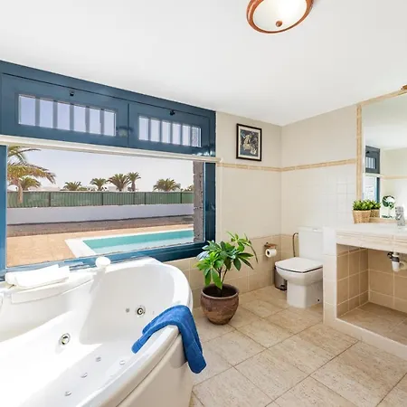 Lanzarote Irina Marina Rubicon Villa